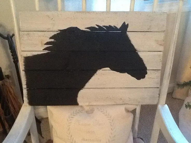 horse silhouette pallet