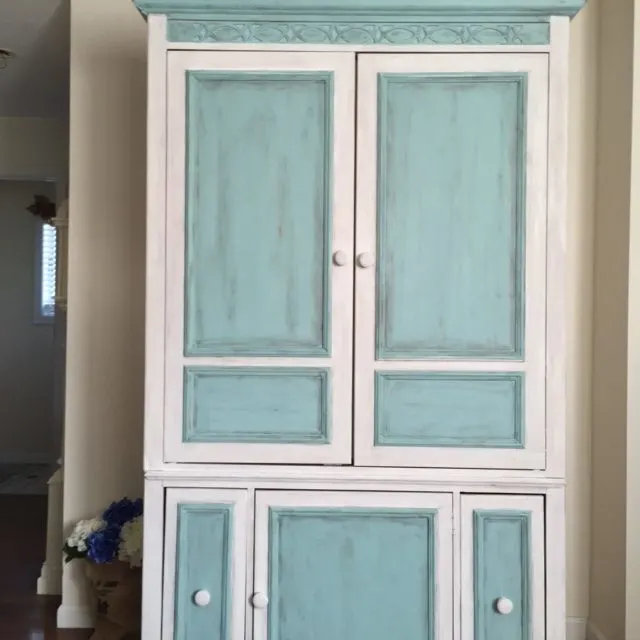 Armoire_Refinished_OFMP