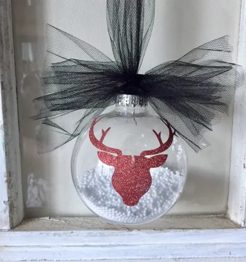 DIY Ornament With Cricut
