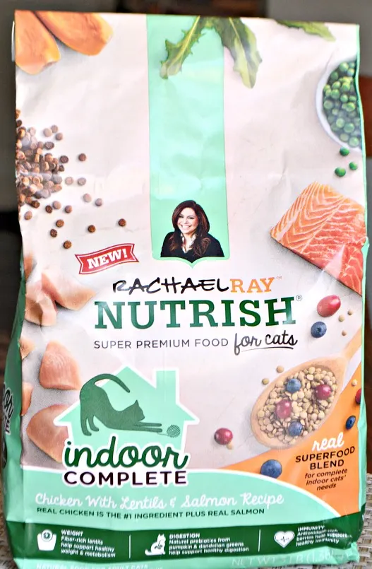 Rachael Ray™ Nutrish® Indoor Complete Chicken with Lentils & Salmon Recipe