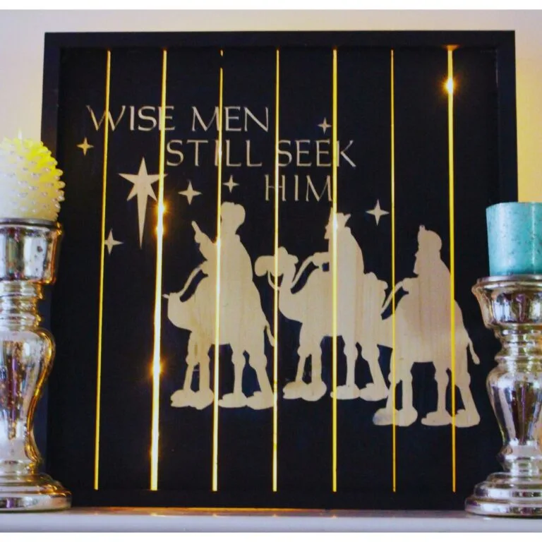 DIY Lighted Wood Christmas Sign