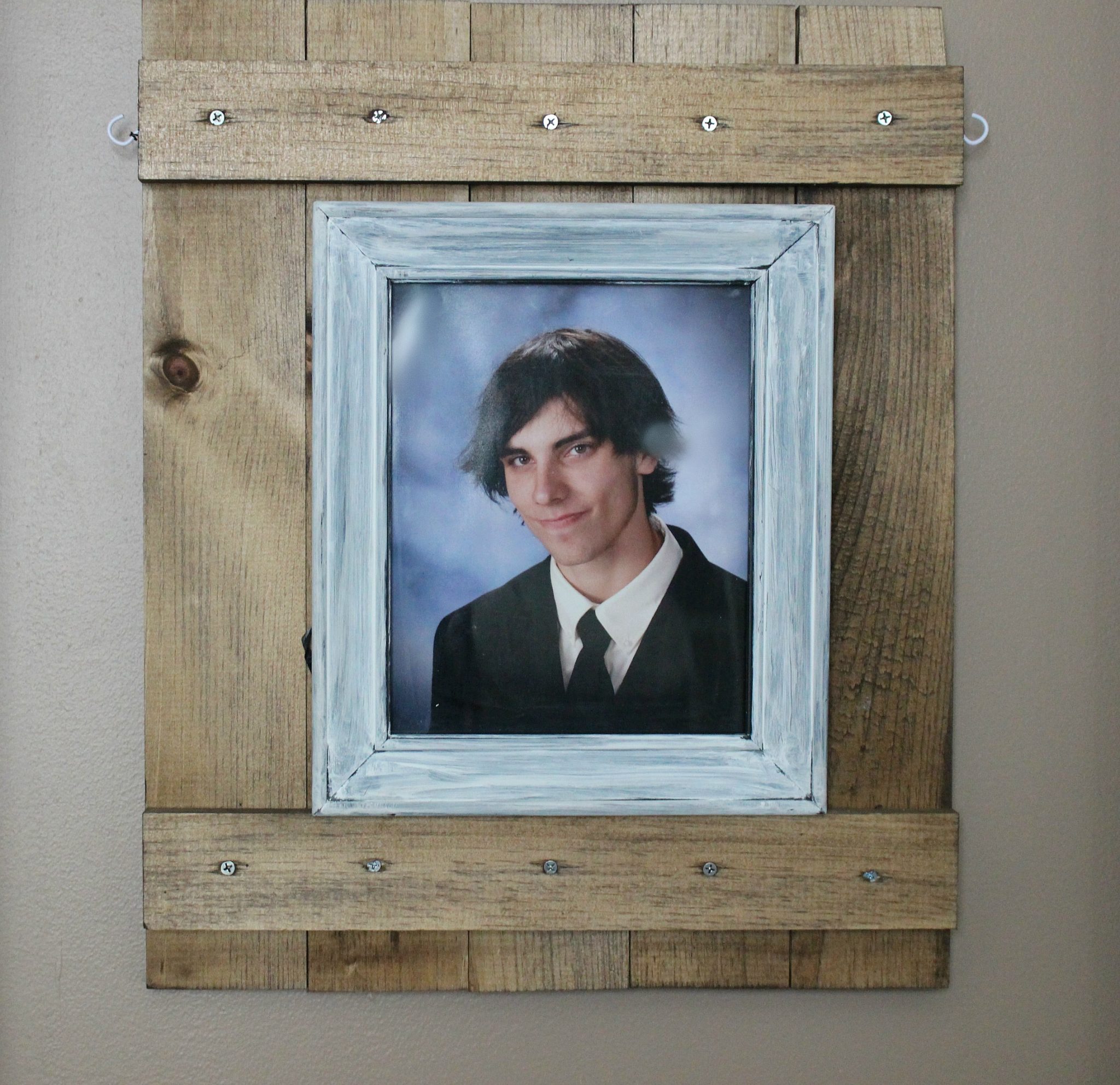 Diy Rustic Frames With S Wood, Diy Rustic Wood Picture Frames