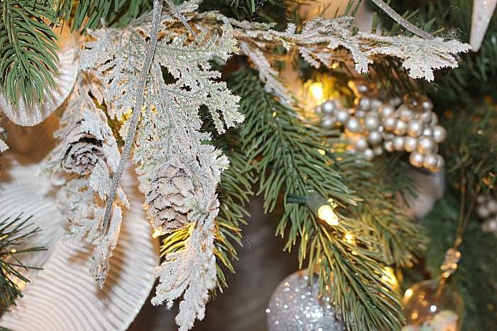 Christmas Tree Blog Hop-50 Bloggers Share Their Trees!! Our Crafty Mom #christmastreedecor #bloghop #christmastrees 