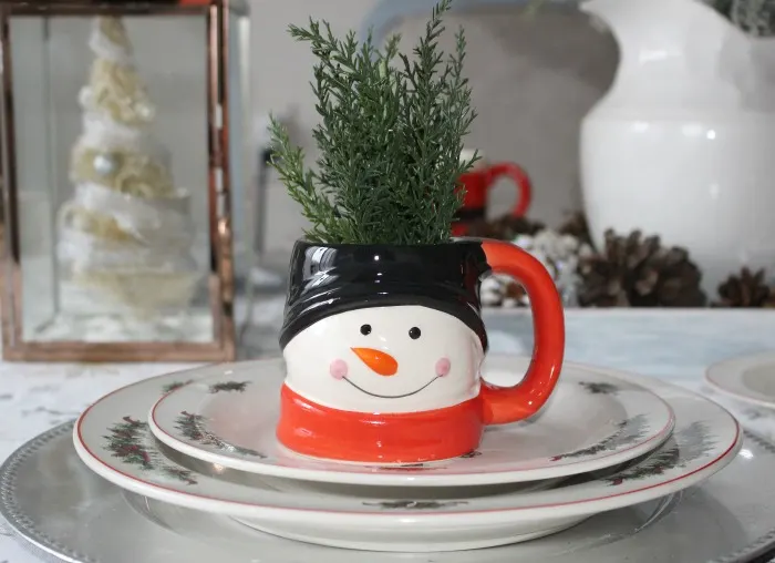 Create A Cozy Christmas Tablescape Our Crafty Mom #christmastablescape #tablescape 