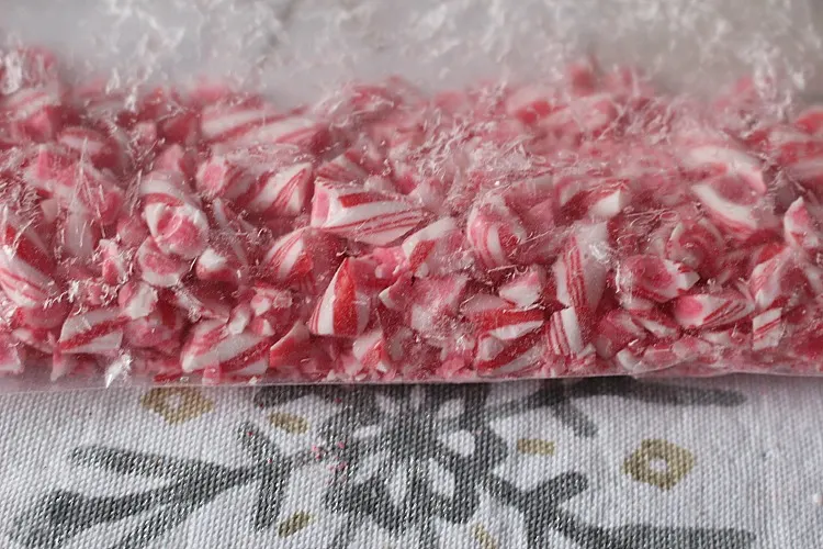 Easy Peppermint Bark Recipes and Gift Ideas Our Crafty Mom