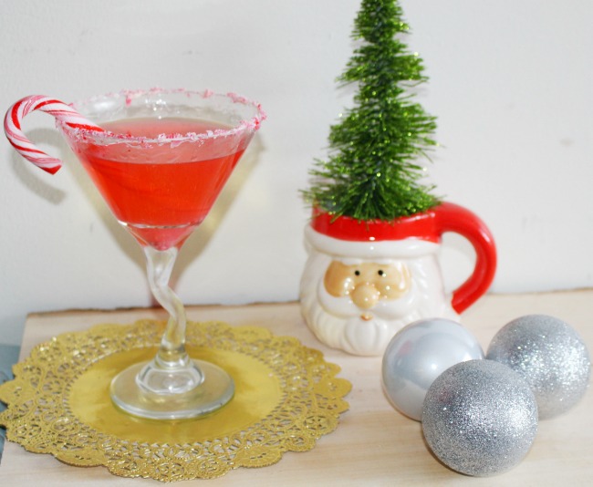 Peppermint Martini – Perfect For The Holidays! - Our Crafty Mom #holidaymartini #christmas martini #virtualcocktailparty