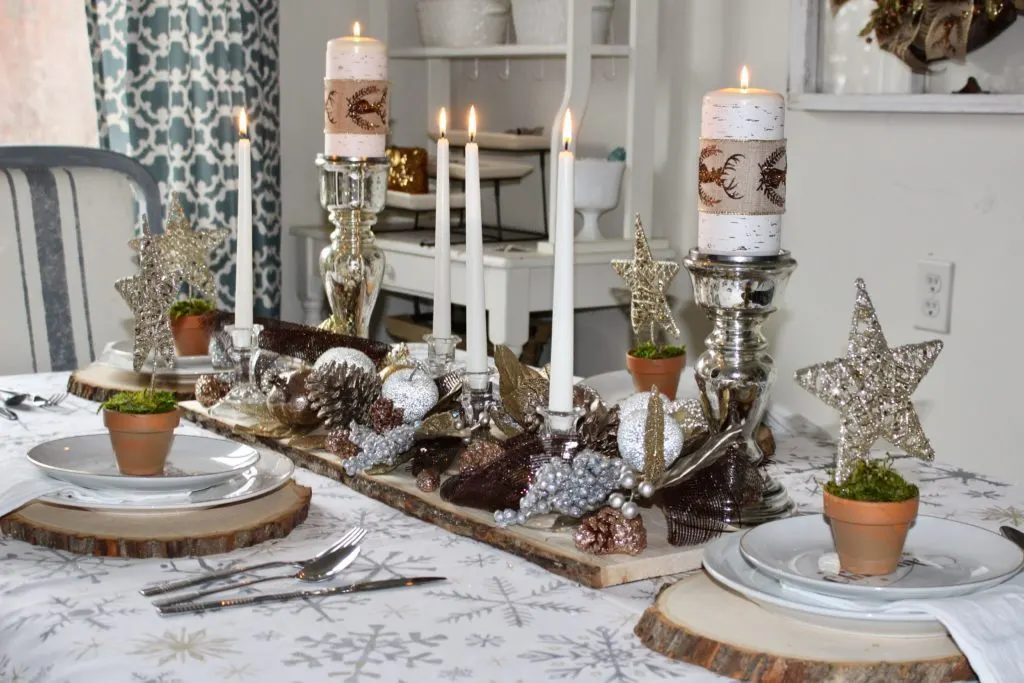 Christmas and Winter Table Setting Ideas - Our Crafty Mom #12daysofchristmas 