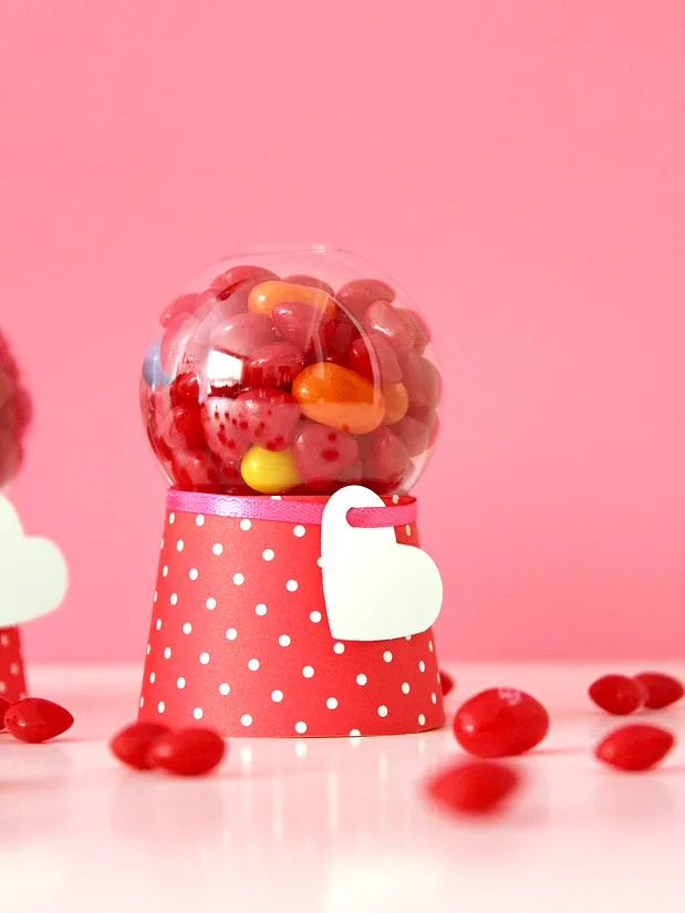 15 Creative Valentine's Day Ideas - Merry Monday - Our Crafty Mom #diyvalentinesdaygifts #188