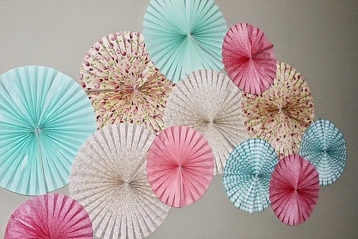 Create A Beautiful Feature Wall With Paper Fans Our Crafty Mom #confessyourmess #craftroomchallenge