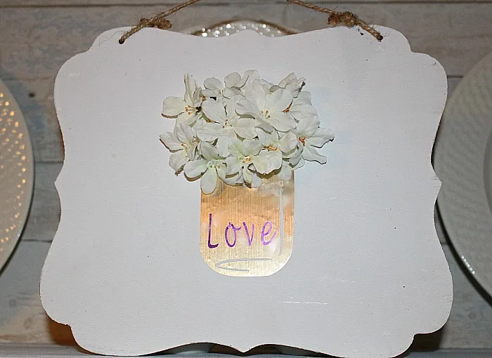 Vinyl Mason Jar Valentine's Day Sign - Our Crafty Mom #valentine'sdaydecor #cricutmade craftandcreatewithcricut