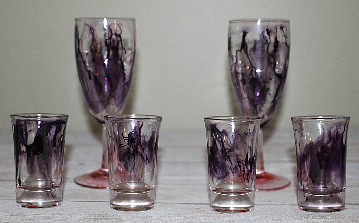 How To Make Pretty Wine Glasses With Alcohol Ink Our Crafty Mom #wineglasses #alcoholink #shotglasses #crafts #pinterestchallenge