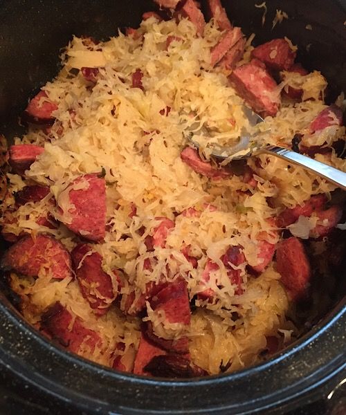 10 Easy To Make Crock Pot Dinner Recipes Our Crafty Mom #merrymonday #crockpot #slowcooker #recipes