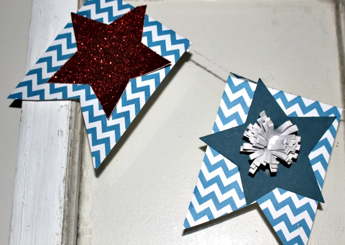 How To Make A Patriotic Banner With A Cricut Machine Our Crafty Mom #cricutmade #craftandcreatewithcricut