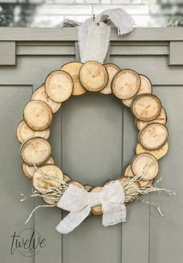 wood-slice-wreath-10-of-13 (1)