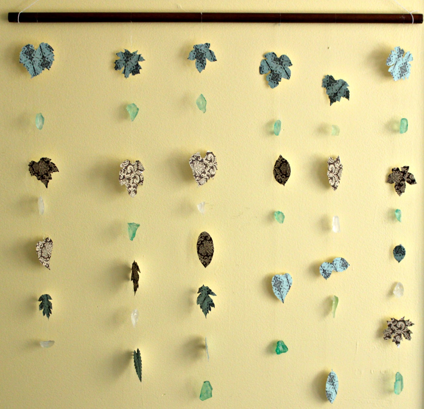 Make A Pretty Fall Paper Leaf Wall Hanging