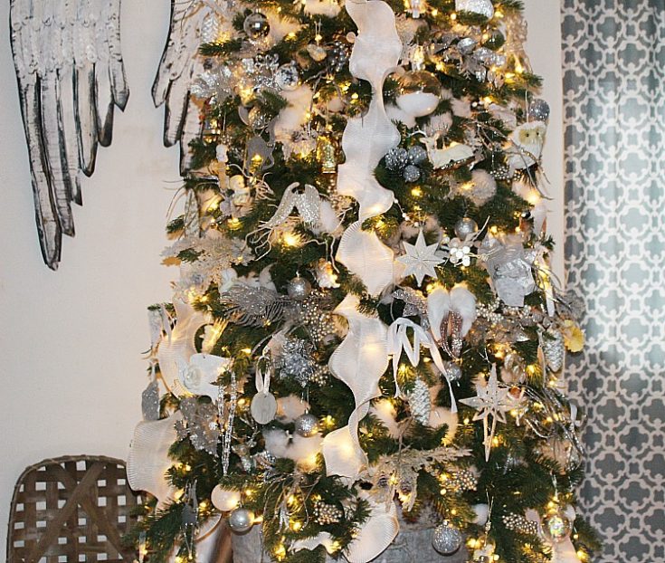 5 Easy Tips For Decorating A Pretty Christmas Tree