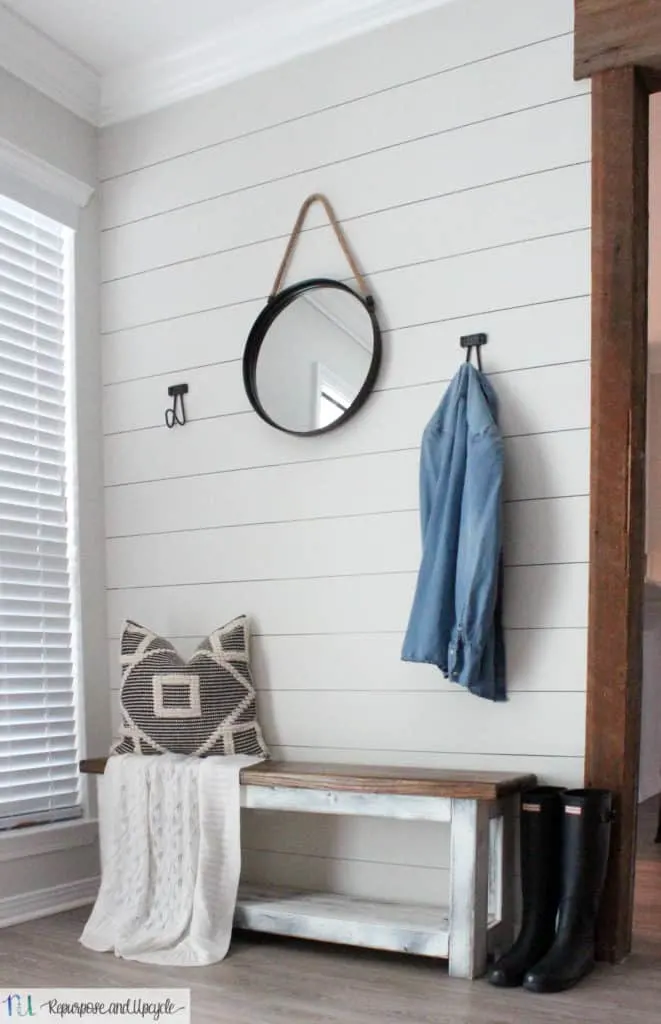 Entryway-Makeover-with-Sharpie-Shiplap