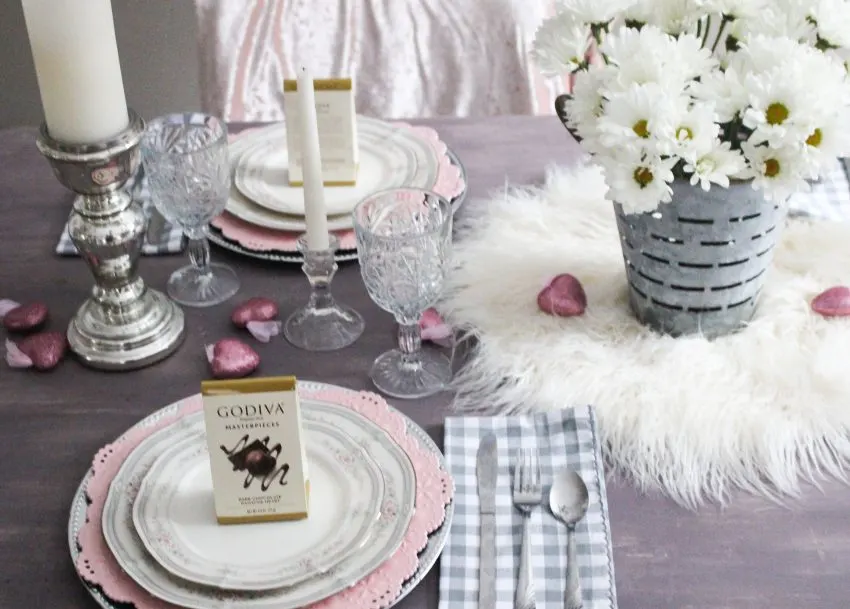 Valentine's Day Table Decor, The Plaid Palette DIY craft ideas, products,  and more