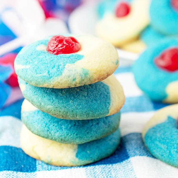 Patriotic-almond-sugar-cookies