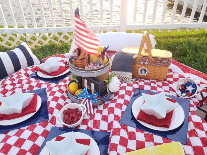 How To Make A No-Sew Patriotic Tablecloth From Bandanas