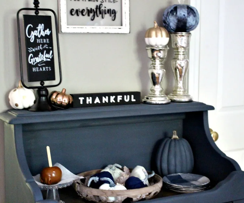 dry sink featuring decocrated fall home decorating ideas 