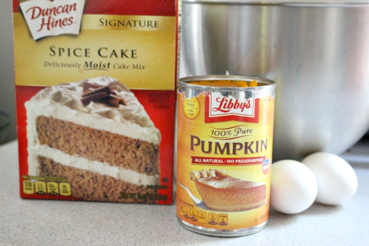 ingredients for pumpkin spice cake