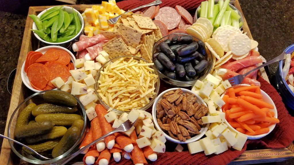 How To Make The Ultimate DIY Charcuterie Board