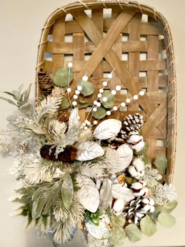 tobacco basket holiday wreath