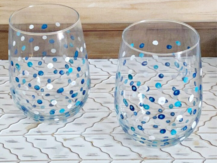 https://ourcraftymom.com/wp-content/uploads/2020/03/painted-glasses-720x540.jpg