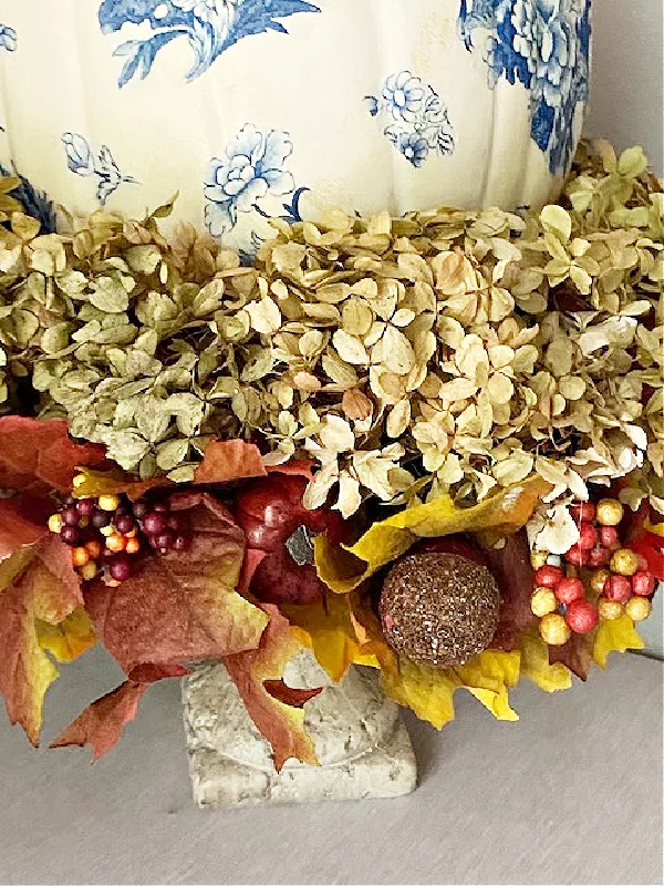 fall leaves and hydrangeas centerpiece