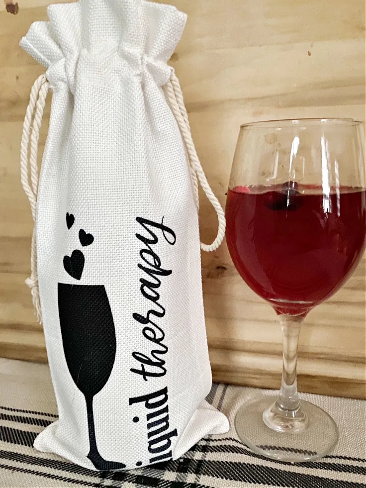 wine bag with wine glass