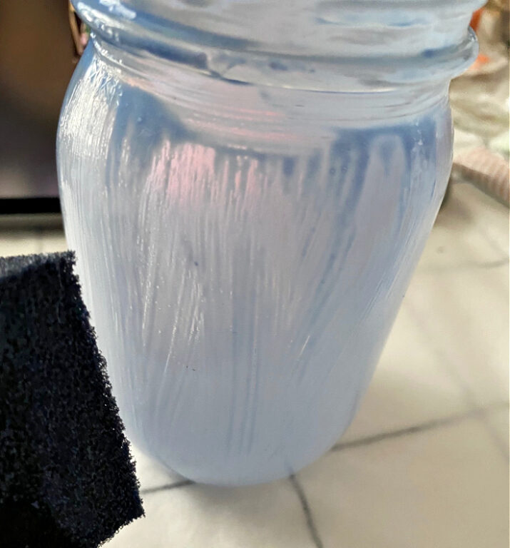 How To Easily Tint Mason Jars With Food Coloring