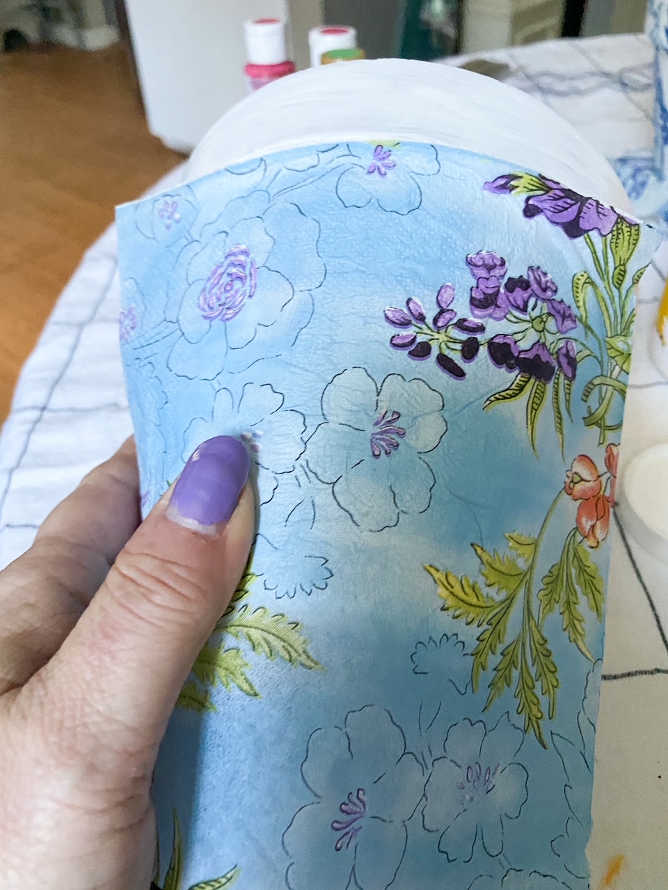 how to decoupage with napkins to make beautiful clay pots