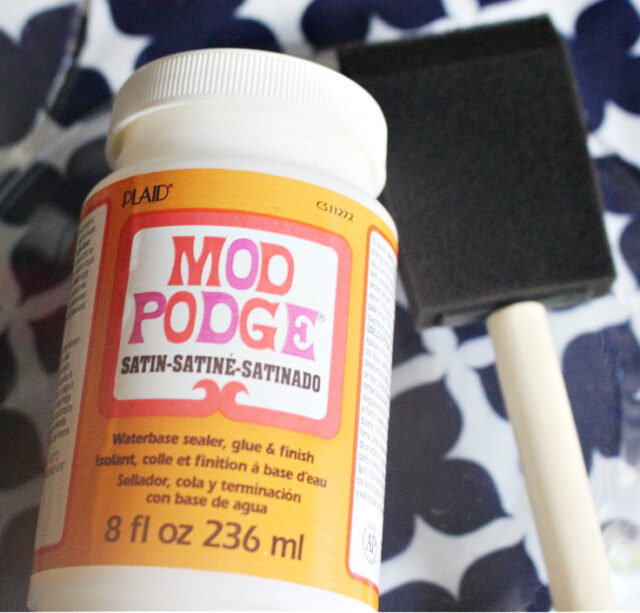 how to decoupage with napkins to make beautiful clay pots