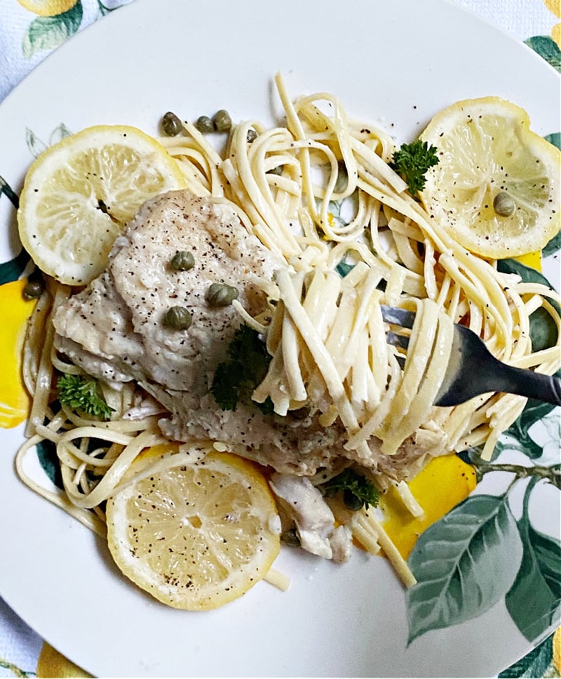 Make This Quick And Easy Slow Cooker Chicken Piccata