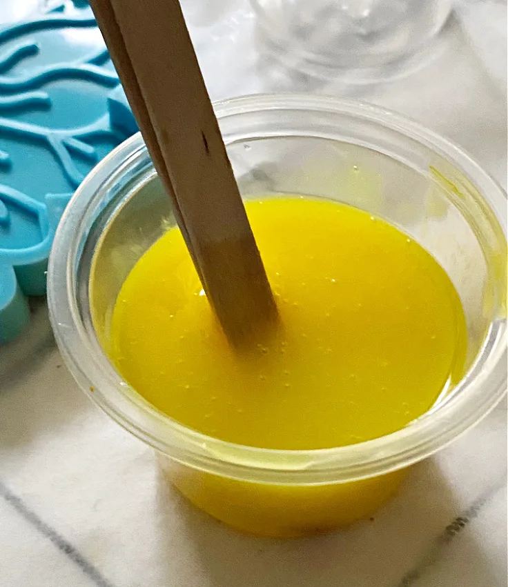 yellow resin in cup