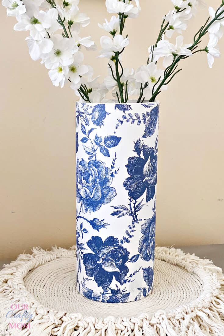 Finished chinoiserie vase