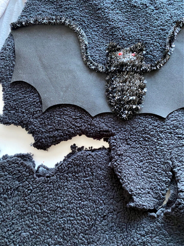 How To Make A Halloween Bat Pillow (Pottery Barn Dupe)
