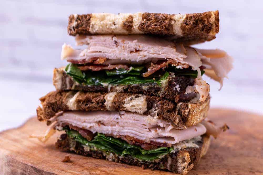 23 Simple And Delicious Leftover Turkey Recipes You Will Love!