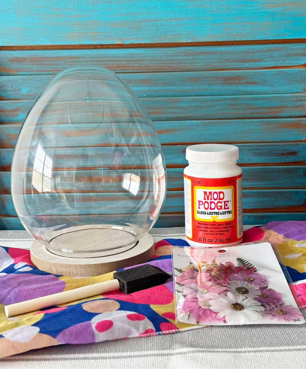 How to Make A Beautiful Pressed Flower Glass Cloche