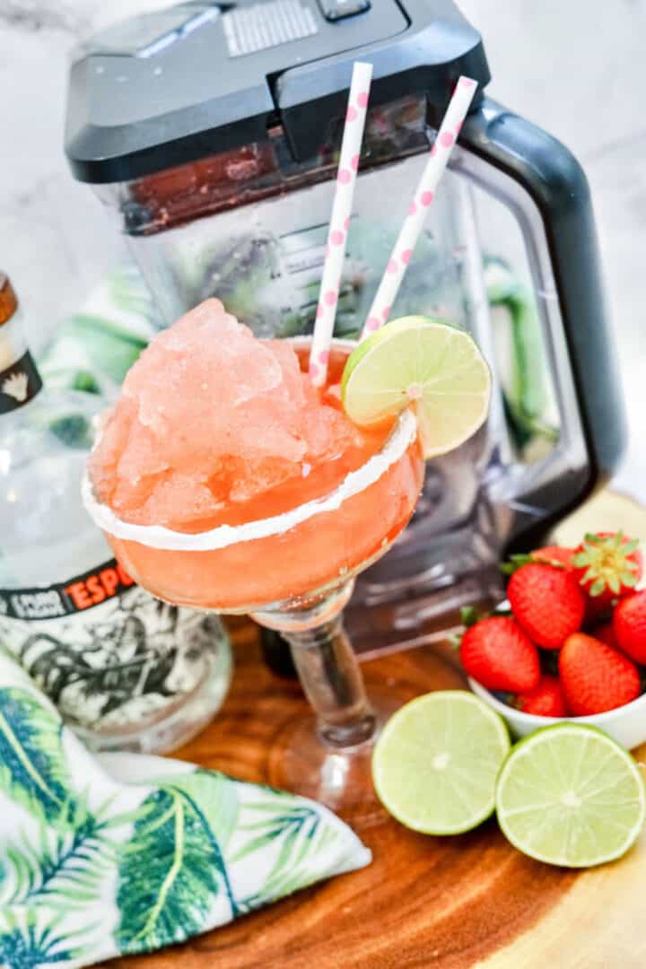 Simply Fabulous Frozen Strawberry Margarita Recipe
