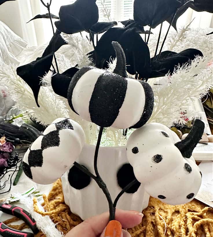 black and white pumpkins for vase centerpiece