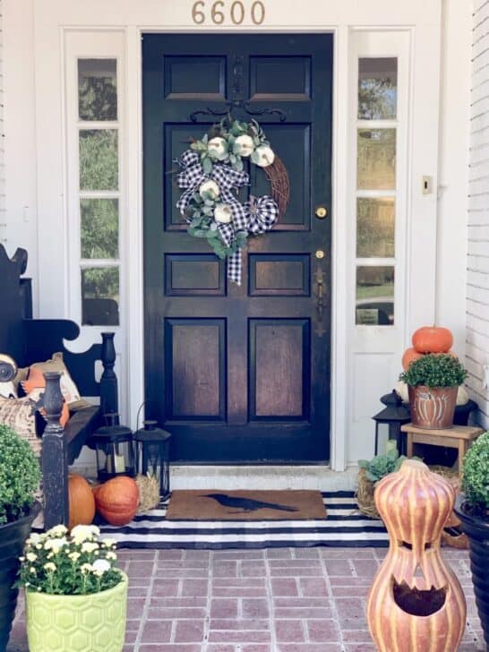 Welcome Fall With These Simple Fall Porch Decorating Ideas