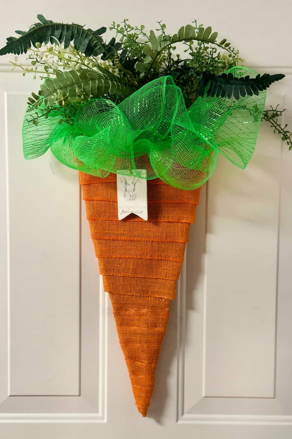 carrot wreath close up