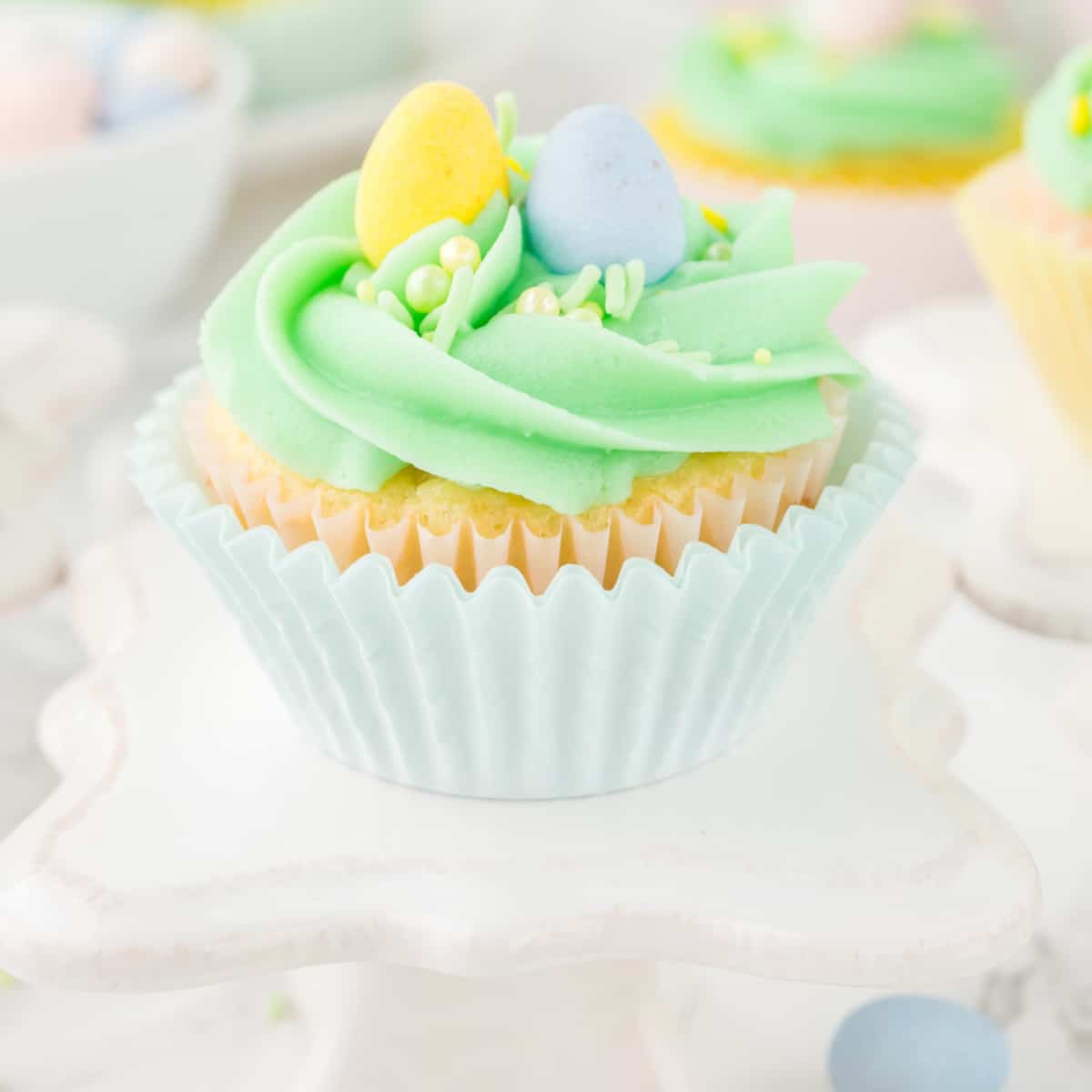 20+ Delicious Easter Cupcakes That Are Easy to Make