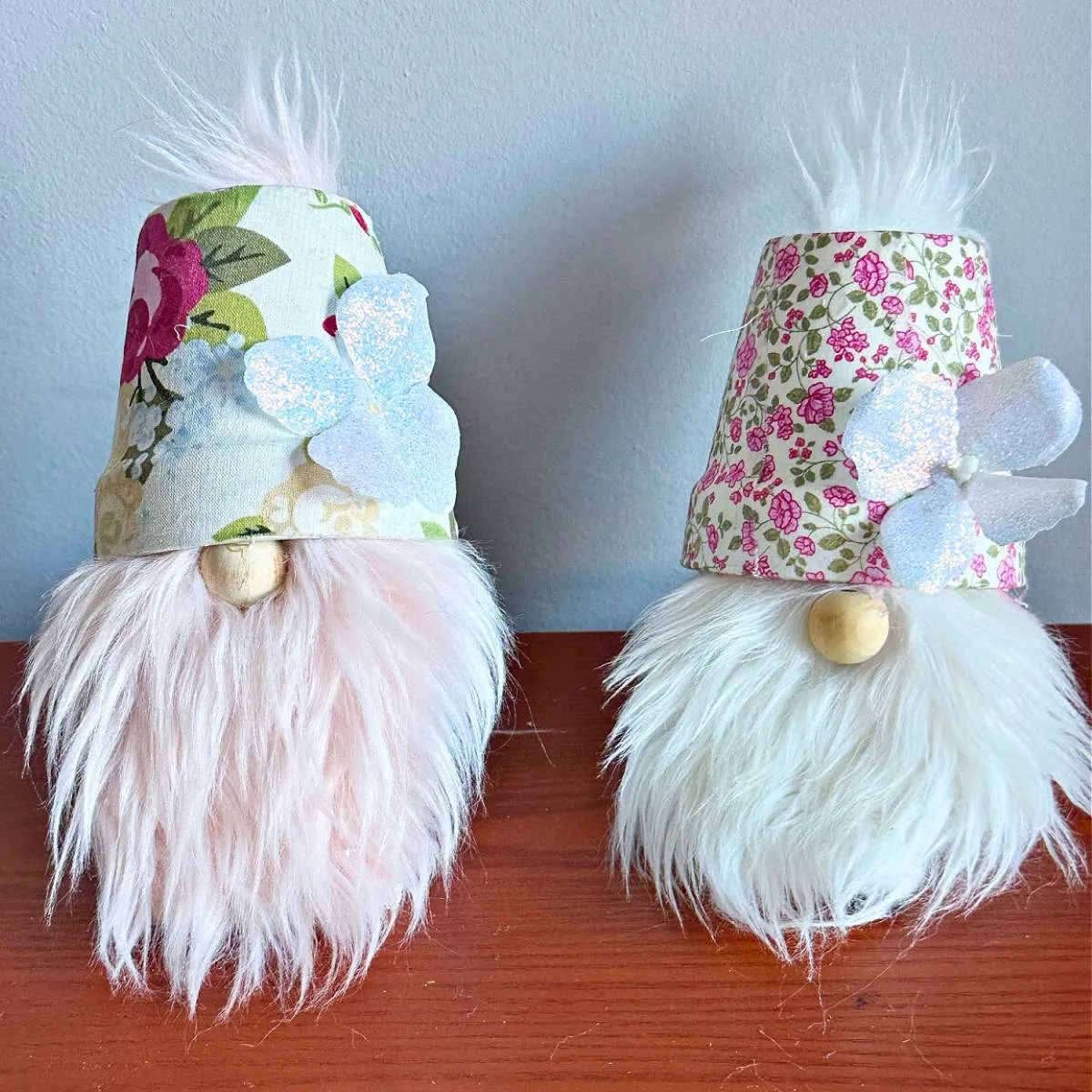 set of 2 flower pot gnomes.