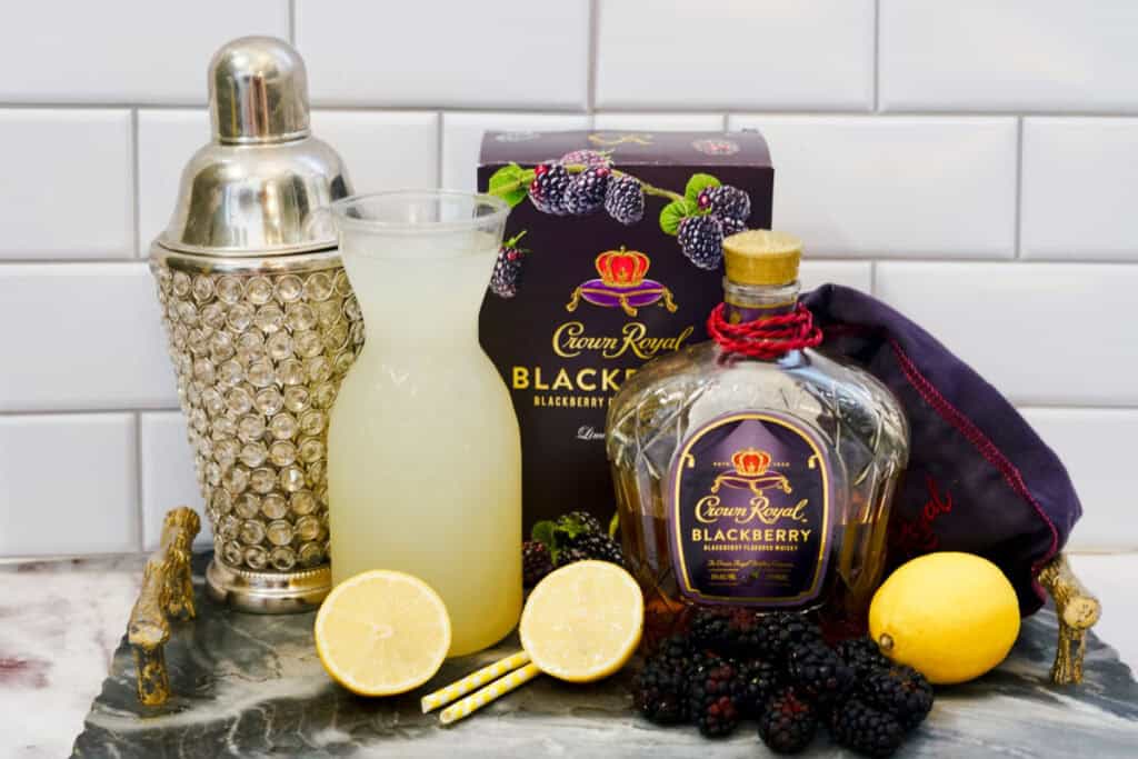 ingredients for crown royal blackberry lemonade