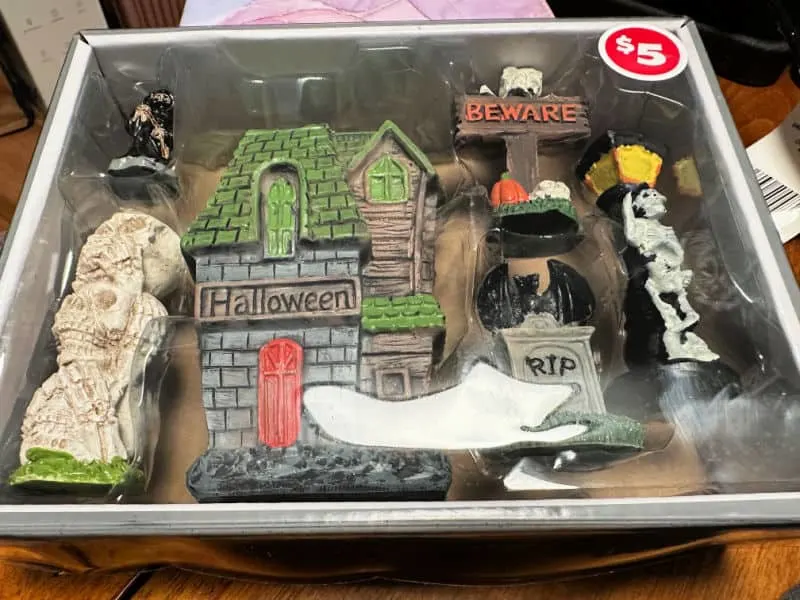 dollar tree plus halloween figurines