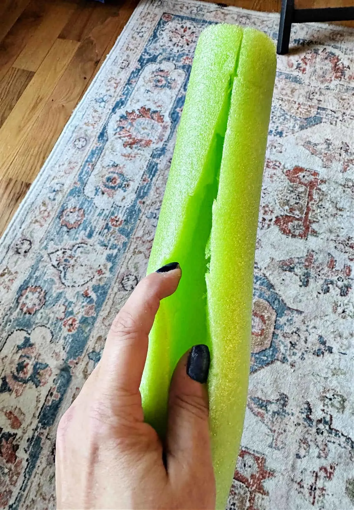 cut pool noodle lengthwise in the center