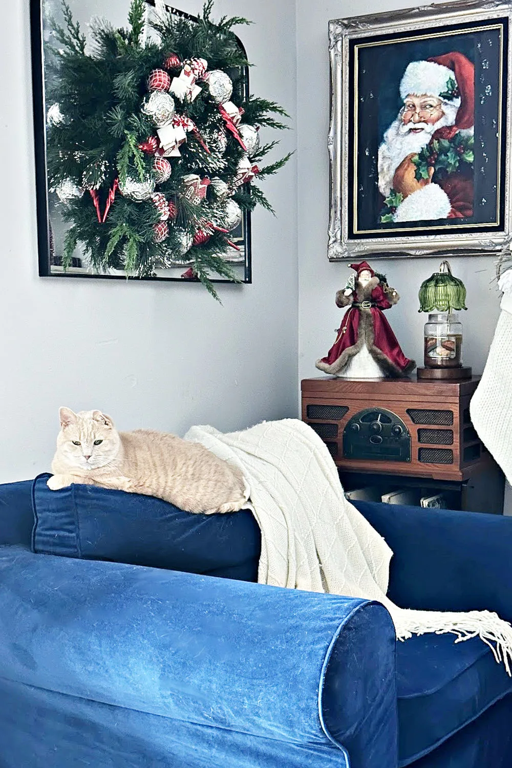 christmas living room with Nala cat